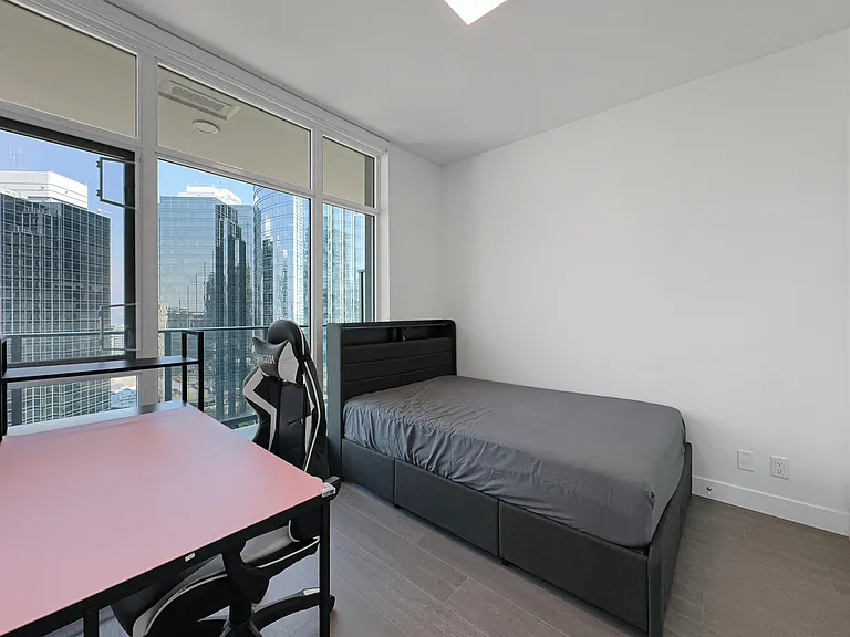 6511 Sussex Ave #19XX — Photo 11