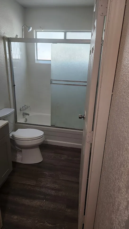 2 bed, 875 sqft, $1,649 — Photo 2