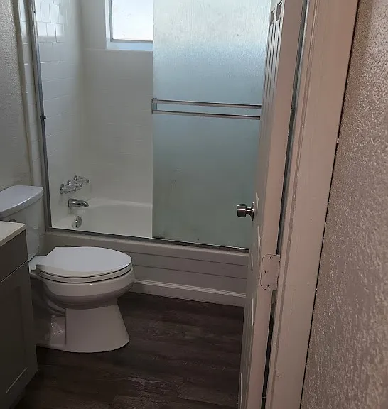 2423 Strivens Ave #2425 — Photo 2