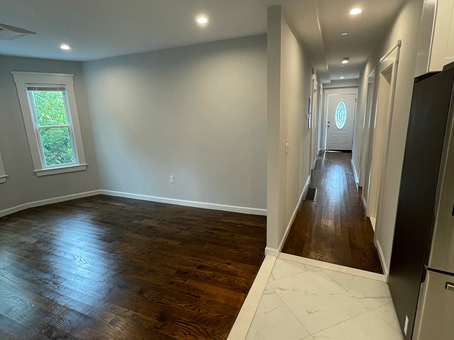 4 bed, 9999 sqft, $4,800 — Photo 3
