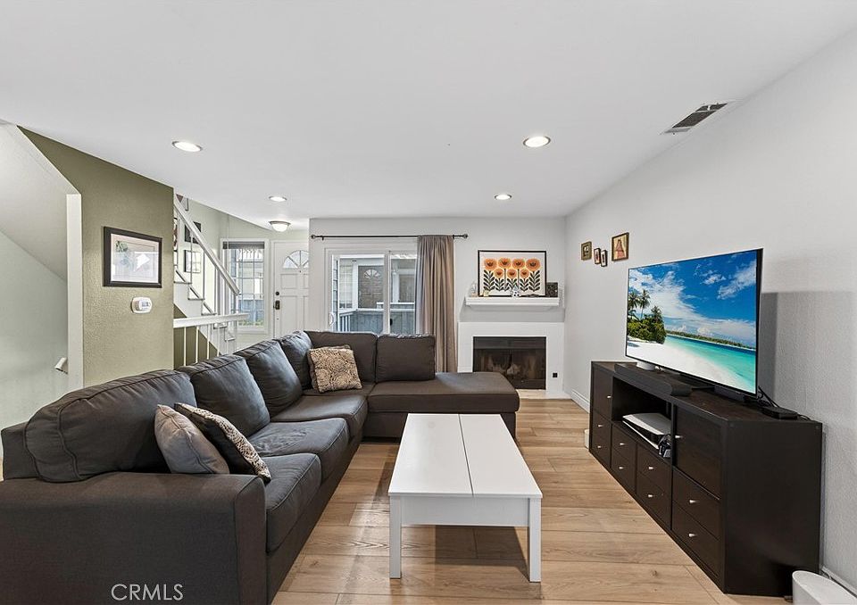 1st image of 107 W Spring St Unit C