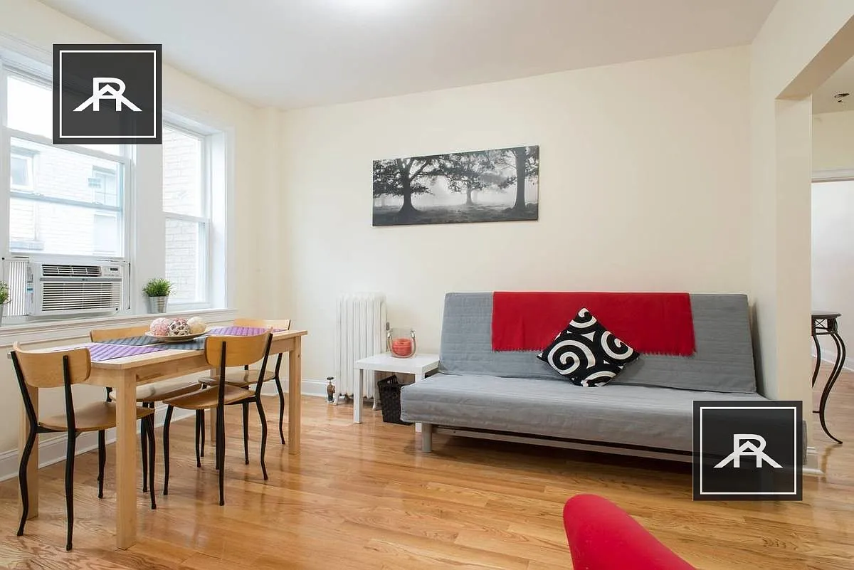 2 bed, 1.0 bath, $2,895 — Photo 1
