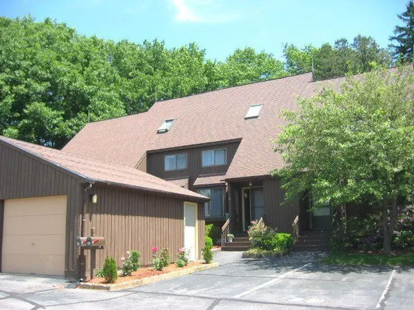 31 Spring Cove Rd, Nashua, NH 03062