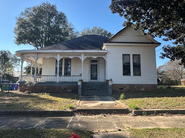 126 Montgomery St, Troy, AL 36081