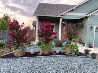 113 Aurora Ln, Central Point, OR 97502