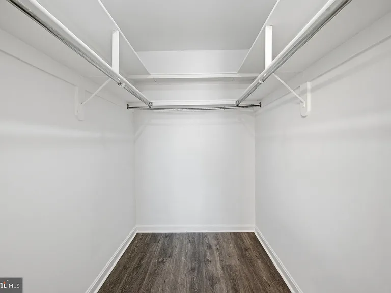 46601 Carriage Ct — Photo 33
