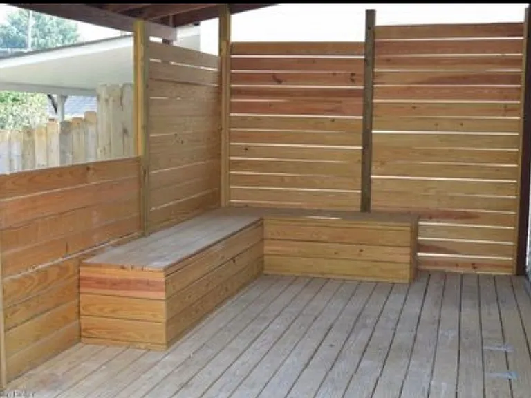 907 Lydia St — Photo 16