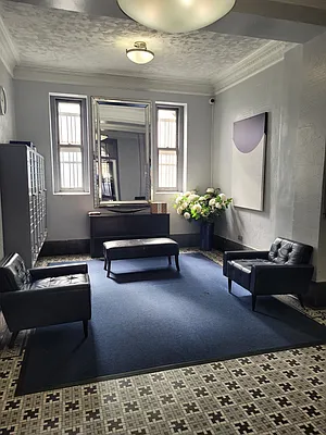 Sold by City Living | media 18