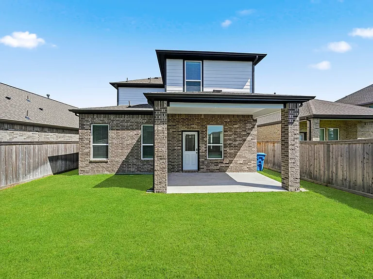 21106 Armstrong County Dr — Photo 29