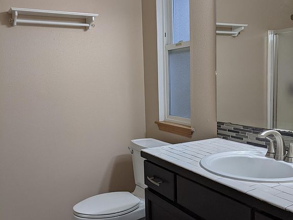 5th image of 1820 80th Ave NE