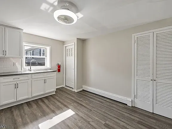 388 Main St — Photo 3