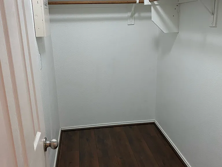 1721 Gayla Creek Dr — Photo 21