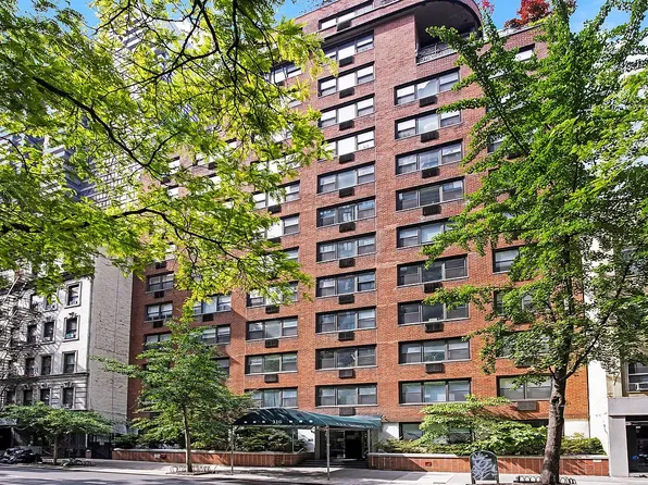 310 East 49th Street 7B image 6 of 6