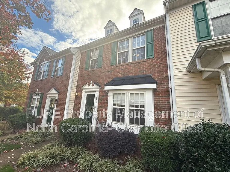 17811 Delmas Dr — Photo 5