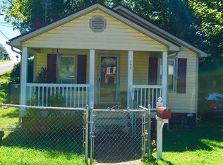 727 Byrd St, Clinton, TN 37716