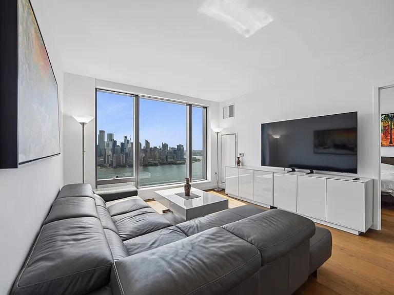 99 Hudson St #4506 — Photo 2