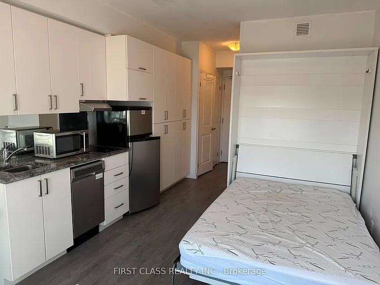 1900 Simcoe St N #305 — Photo 6