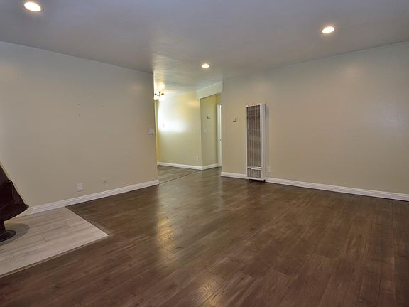 4th image of 278 E Washington Blvd #G-01