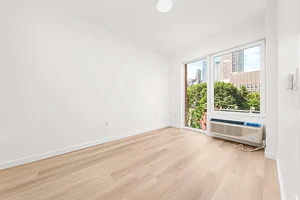 Rented by Nooklyn NYC LLC | media 18
