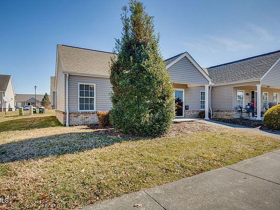 2nd image of 1529 Pine Cone Cir #0