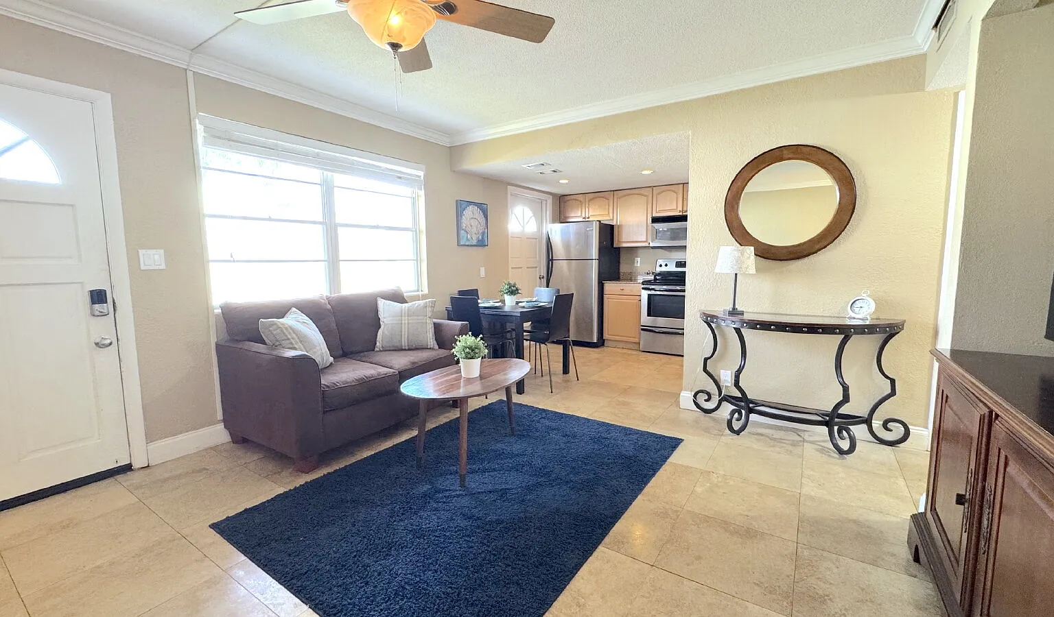 2 bed, 750 sqft, $1,500 — Photo 3