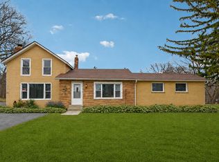 25616 W Lake Shore Dr, Ingleside, IL 60041