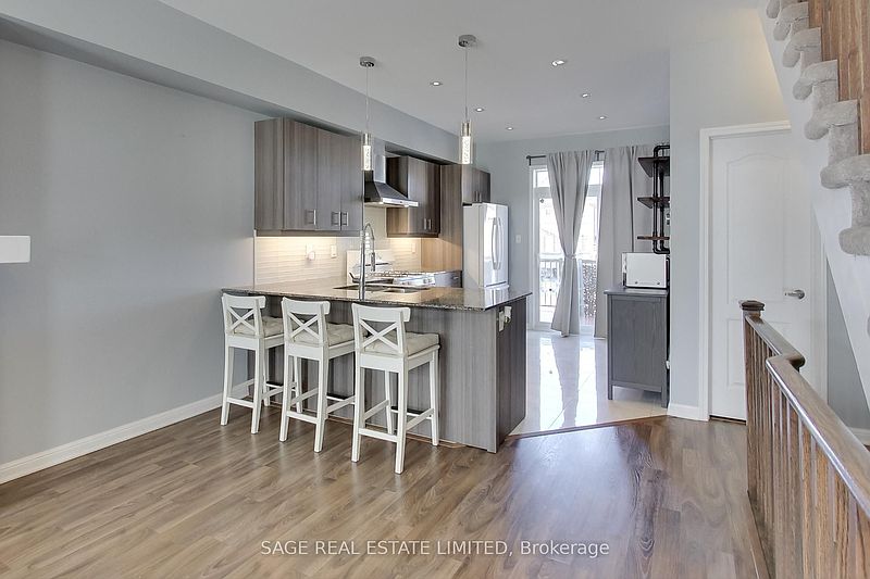 Ajax Townhouse for rent - 2 Bedrooms — photo 4