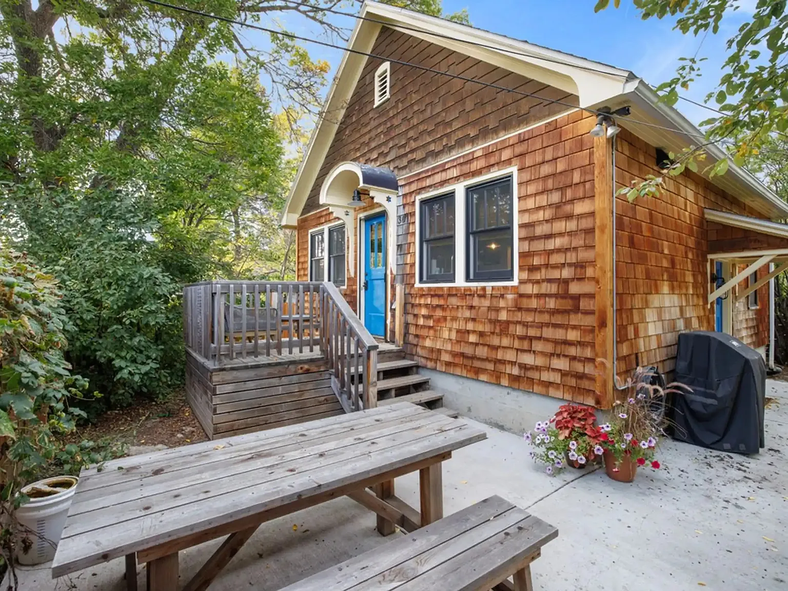 1 bed, 1080 sqft, $3,995 — Photo 2