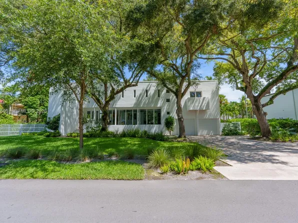 7277 SW 165th St, Palmetto Bay, FL 33157