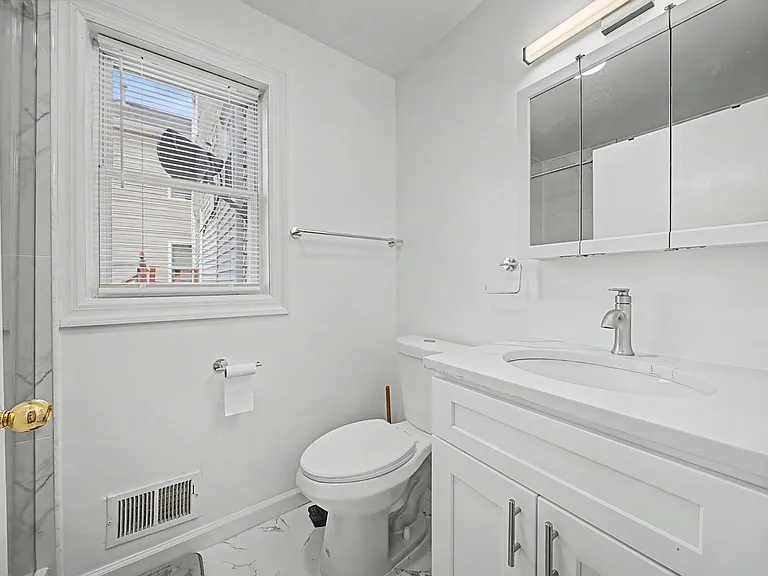 315 Cross St — Photo 4
