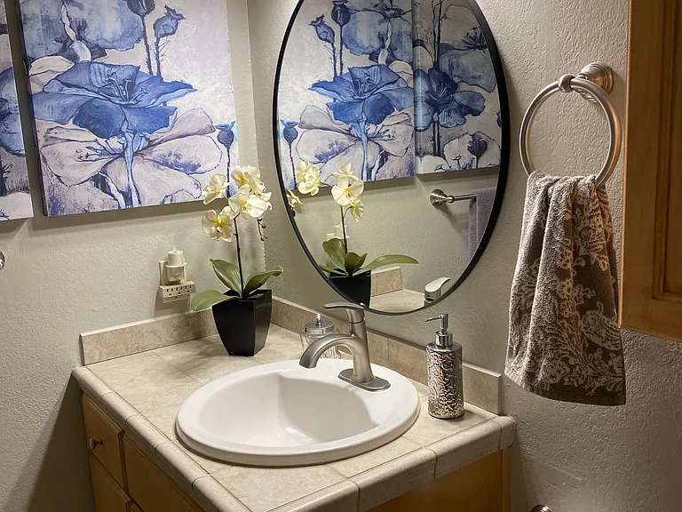 810 S Langley Ave #102 — Photo 9