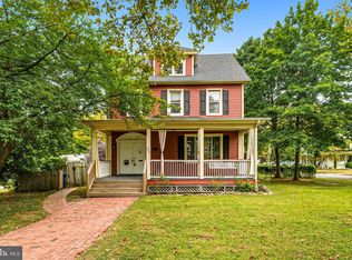 832 Cinnaminson Ave, Palmyra, NJ 08065