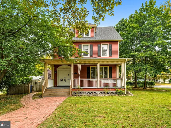 832 Cinnaminson Ave, Palmyra, NJ 08065