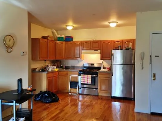 Rented by Sunrise Real Estate | media 30
