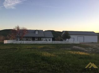 1320 Gretlein Rd, Bakersfield, CA 93308