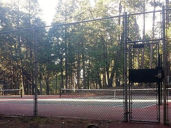 Gold Ridge Tennis Courts