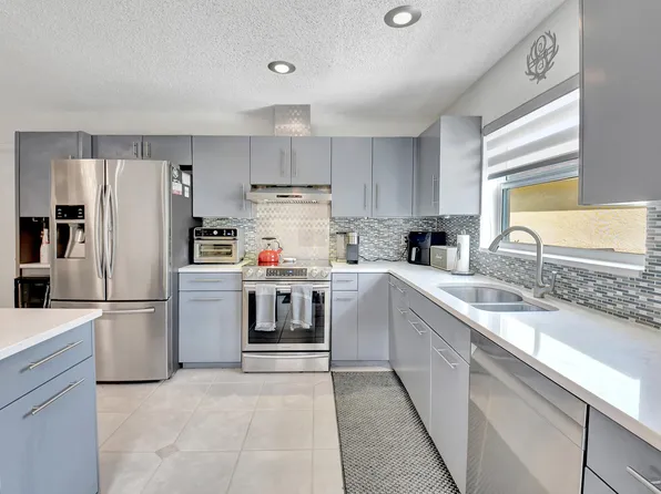 20979 Springs Terrace, Boca Raton, FL 33428