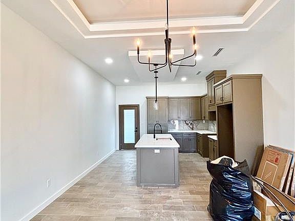 5th image of 2004 Allison St