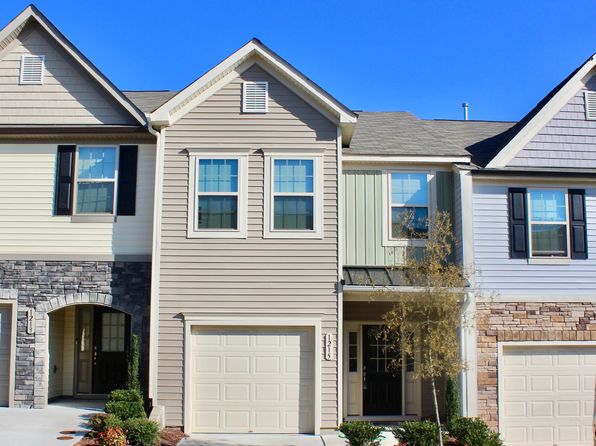 1215 Garden Stone Dr