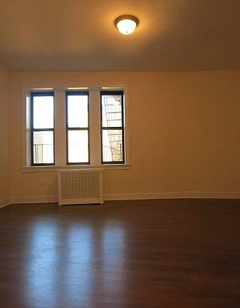 3rd image of 8045 Kew Gardens Rd APT 304
