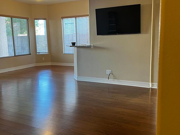 5th image of 24417 N 38th Ln