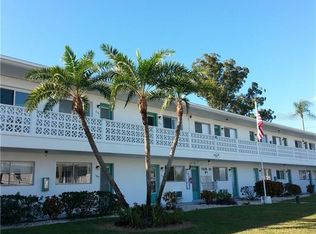 11200 86th Ave APT 205, Seminole, FL 33772