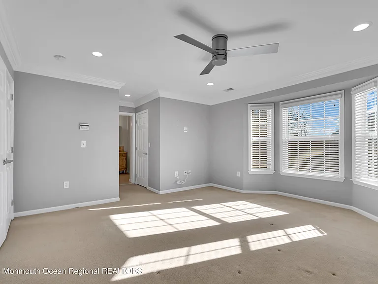 143 Shinnecock Dr — Photo 21