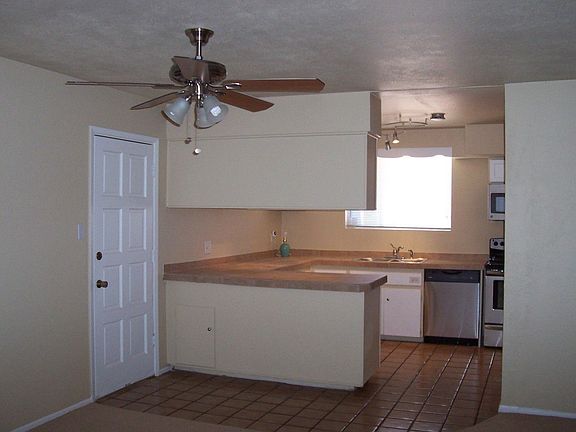 3rd image of 3455 N 50th Ave