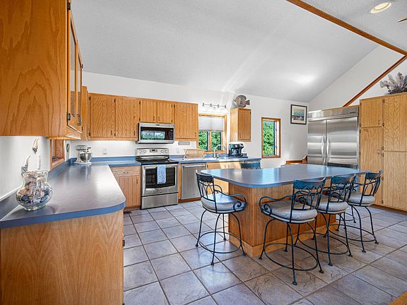 4th image of 2244 Sandpiper Rd