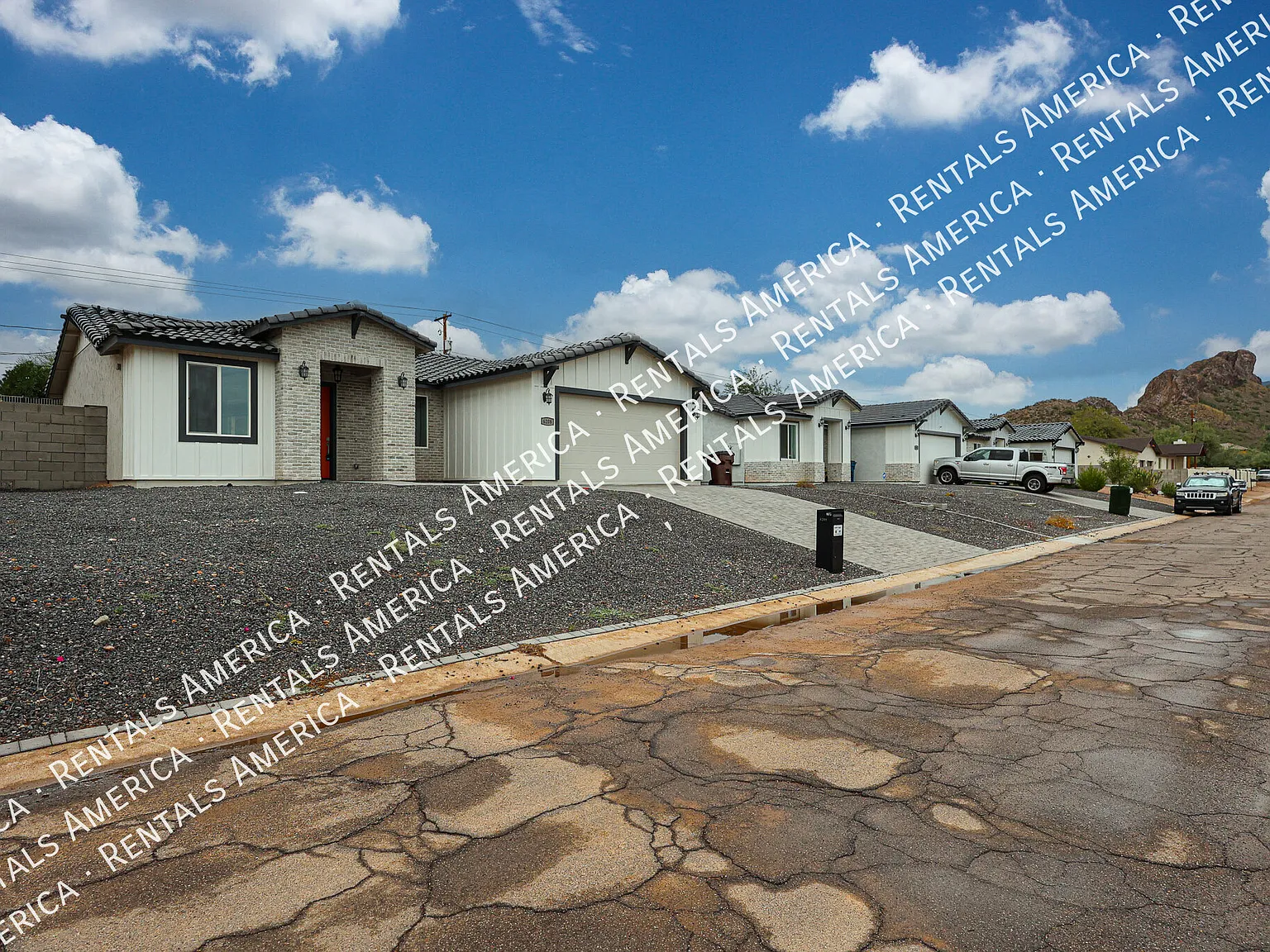 Mountain Views & Comfortable Living at 6208 S Eagle Pass — Photo 2