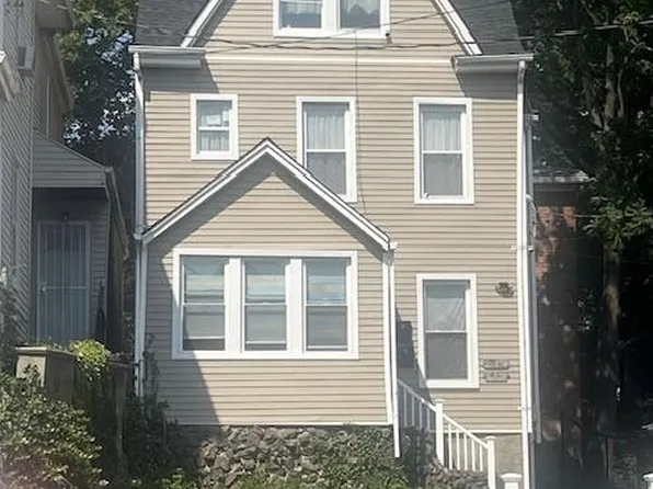 210 Temple St #212, Paterson, NJ 07522