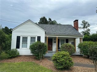 5795 Baux Mountain Rd, Winston Salem, NC 27105