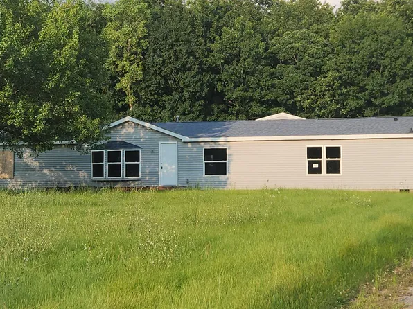 7306 N Bray Rd, Mount Morris, MI 48458
