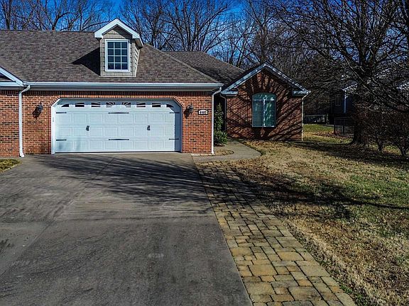 3rd image of 6407 Gardenview Dr